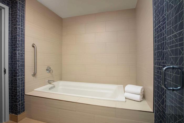 homewood suites by hilton alexandria pentagon south