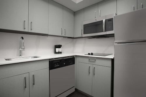homewood suites by hilton alexandria pentagon south