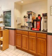 days inn by wyndham westend alexandria va washington dc area