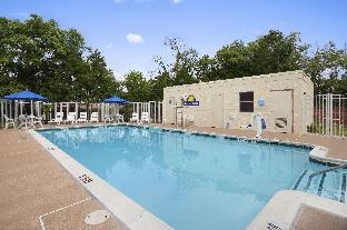 days inn by wyndham westend alexandria va washington dc area