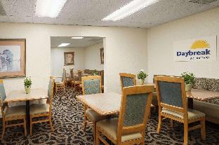 days inn by wyndham westend alexandria va washington dc area
