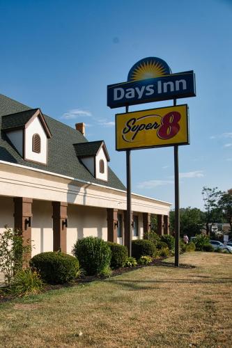 days inn by wyndham westend alexandria va washington dc area