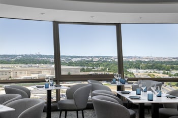 doubletree by hilton washington dc crystal city
