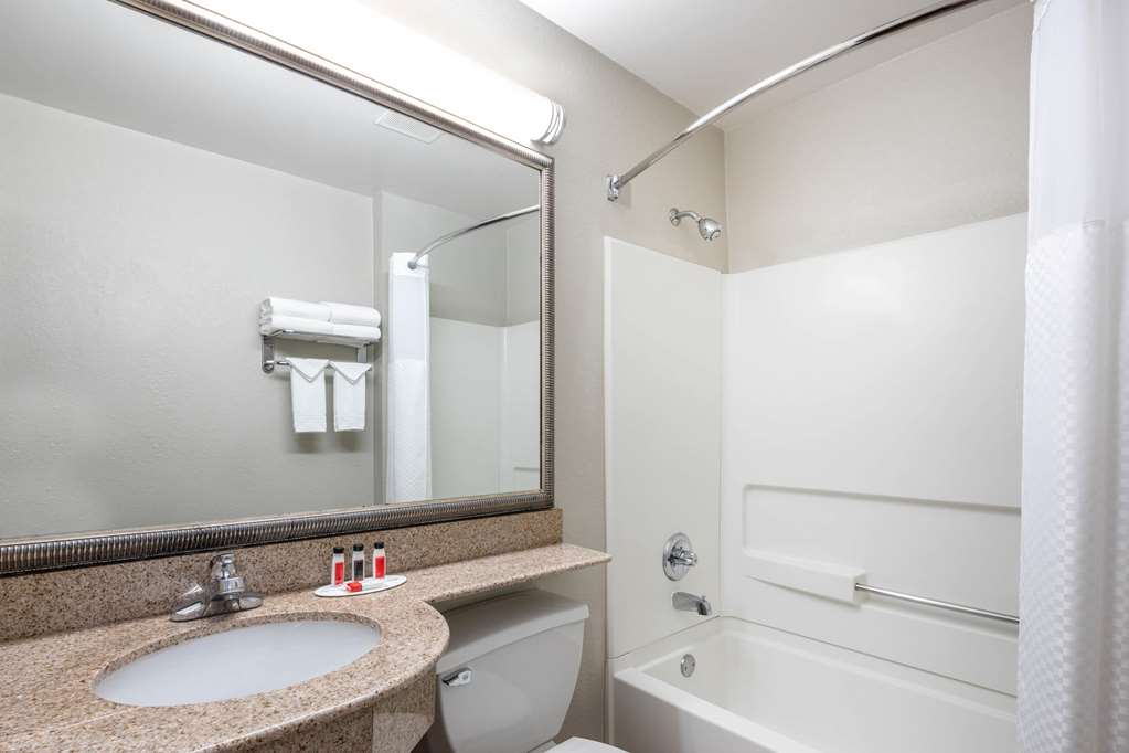microtel inn and suites by wyndham atlanta buckhead area