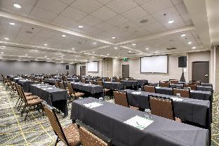 holiday inn hotel and suites atlanta airport north by ihg