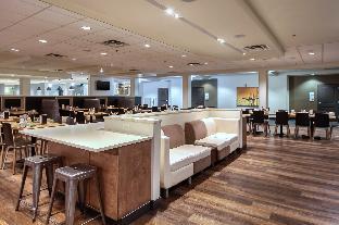 holiday inn hotel and suites atlanta airport north by ihg