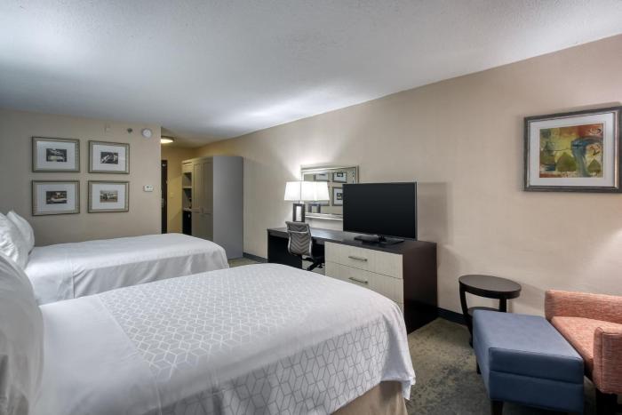 holiday inn hotel and suites atlanta airport north by ihg