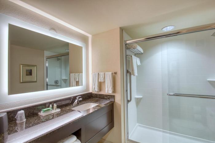 holiday inn hotel and suites atlanta airport north by ihg