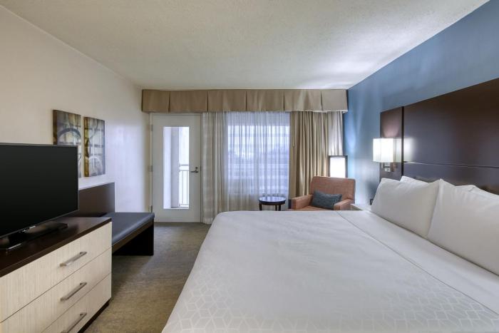 holiday inn hotel and suites atlanta airport north by ihg