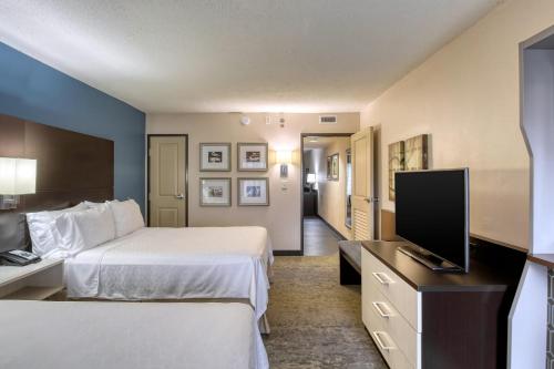 holiday inn hotel and suites atlanta airport north by ihg