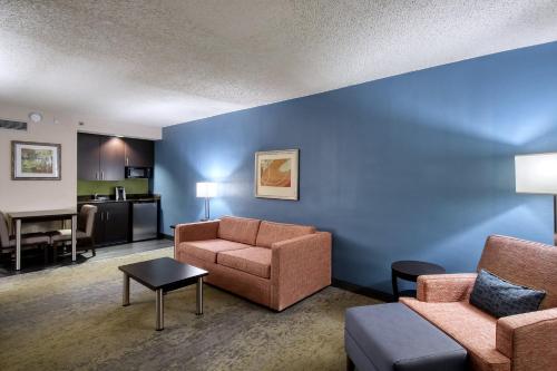 holiday inn hotel and suites atlanta airport north by ihg