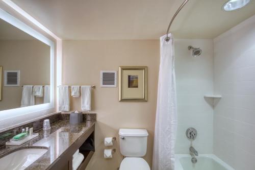 holiday inn hotel and suites atlanta airport north by ihg