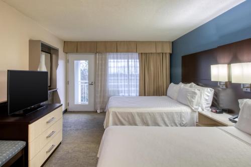 holiday inn hotel and suites atlanta airport north by ihg