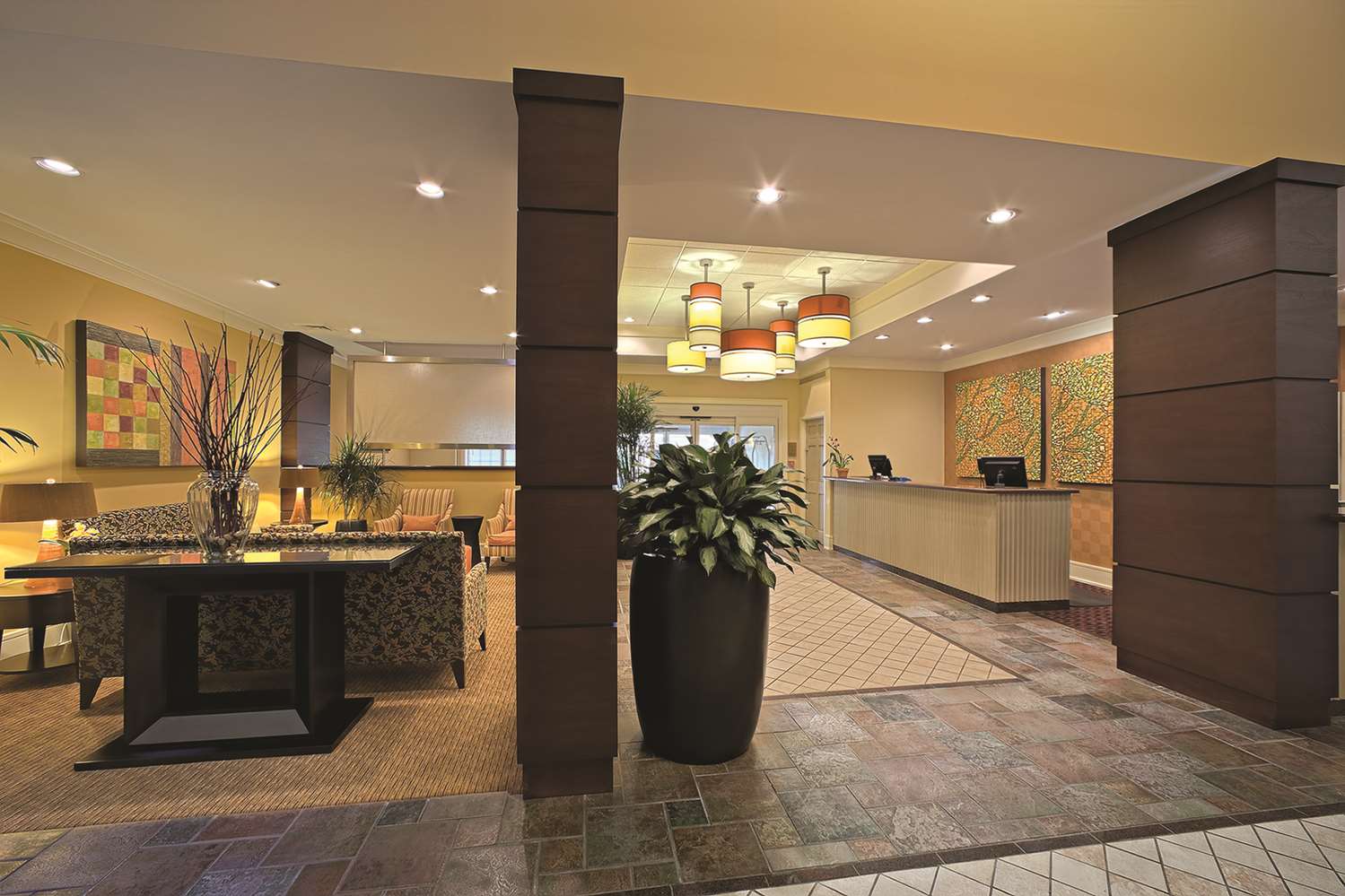 doubletree suites by hilton at the battery atlanta