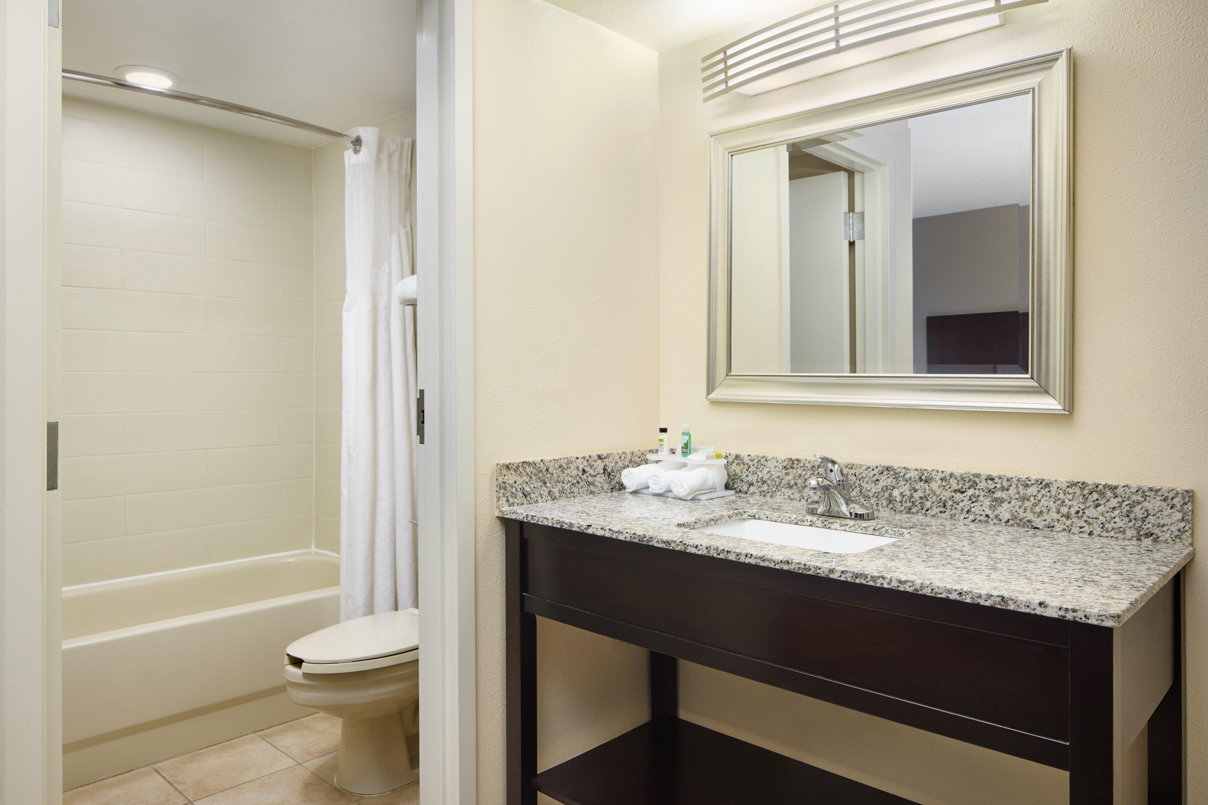 holiday inn express and suites alpharetta by ihg