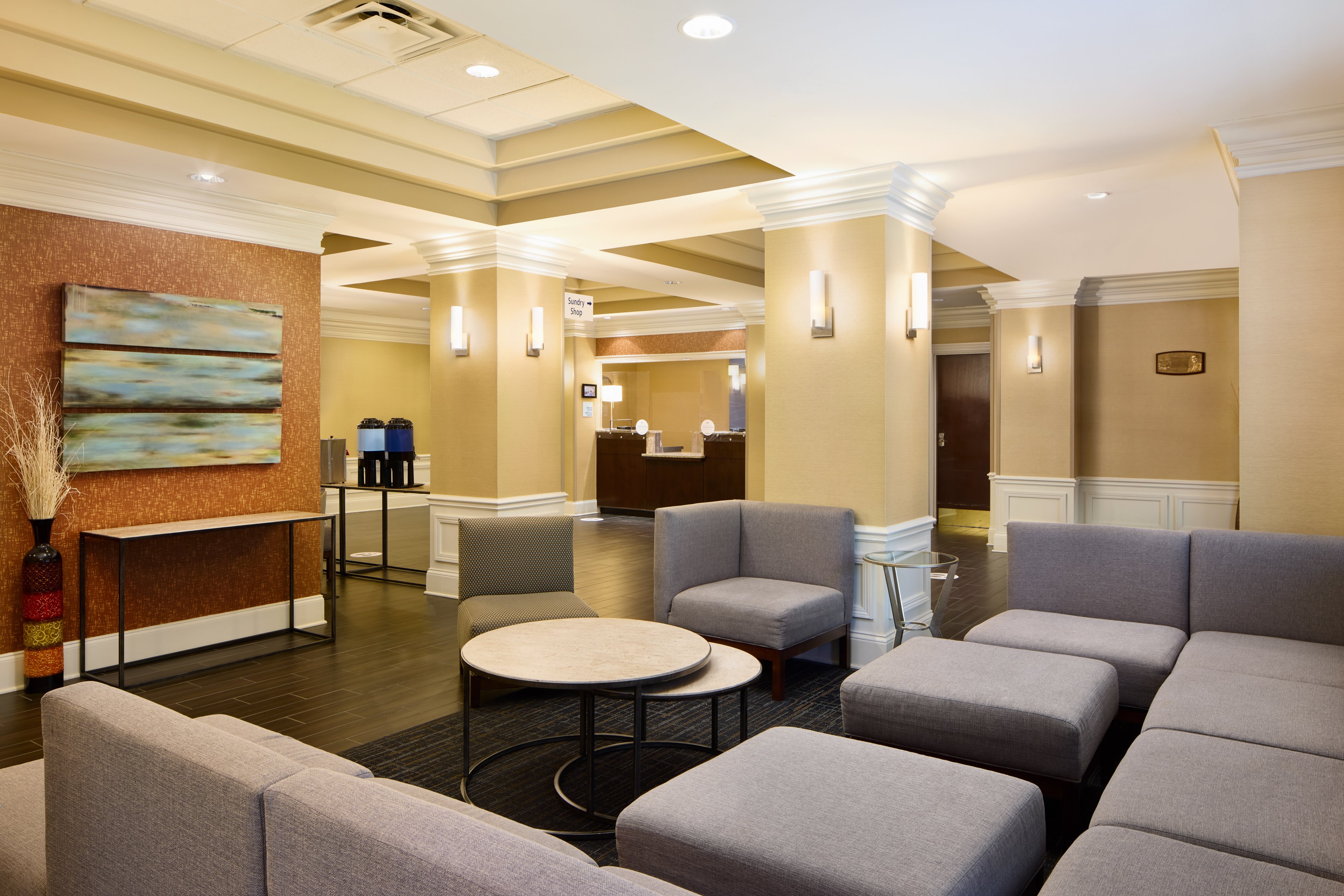 holiday inn express and suites alpharetta by ihg