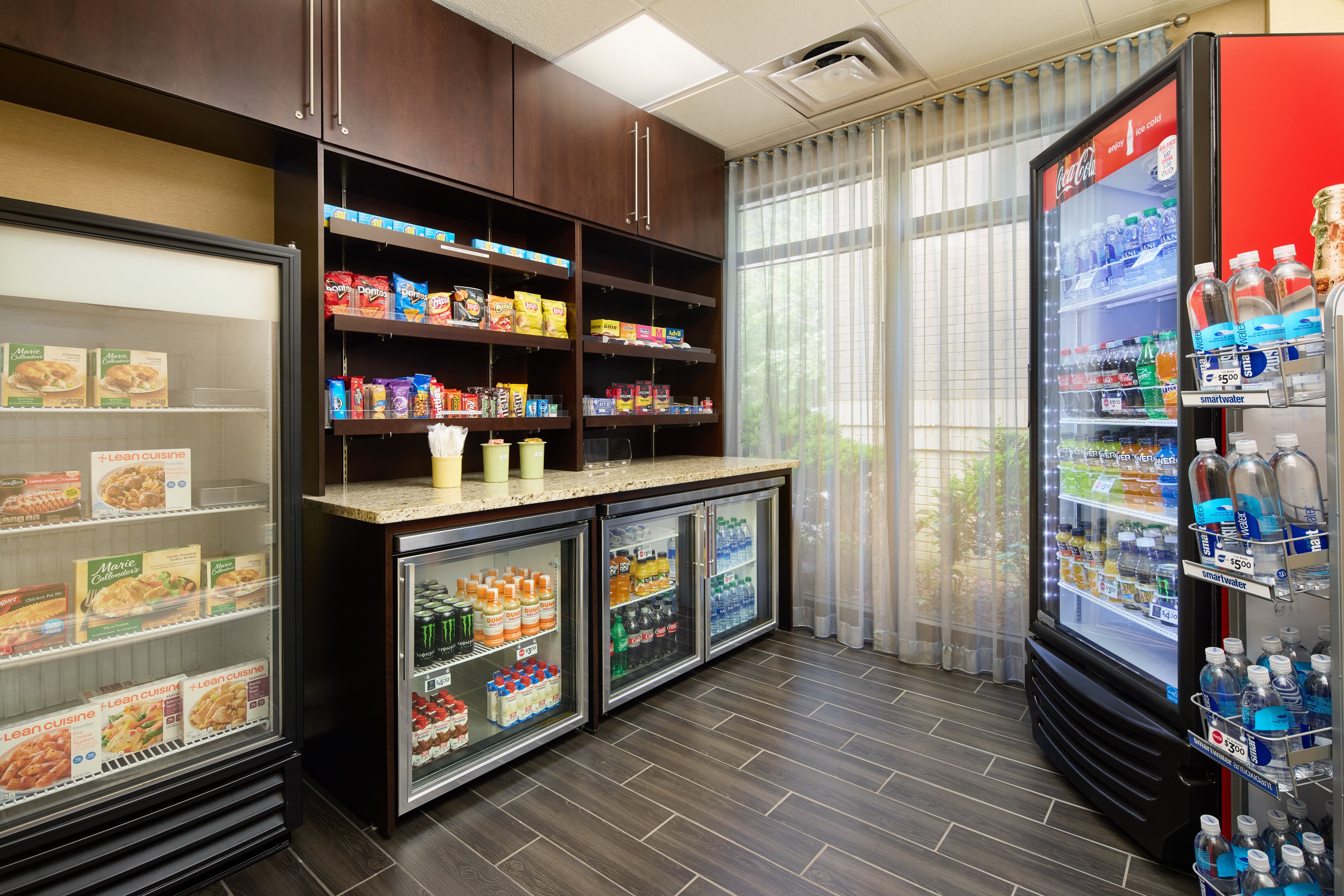 holiday inn express and suites alpharetta by ihg