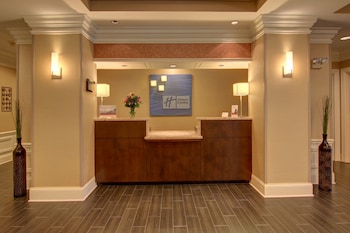 Holiday Inn Express & Suites Alpharetta By Ihg,Atlanta>>Alpharetta,3 star