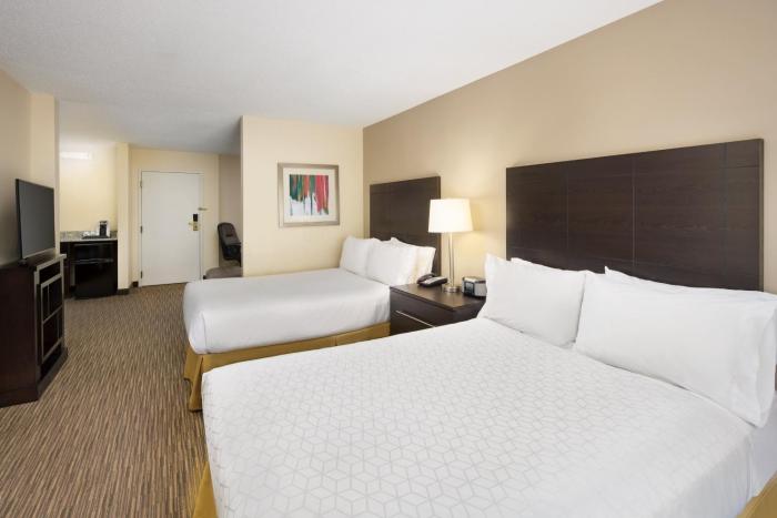 holiday inn express and suites alpharetta by ihg