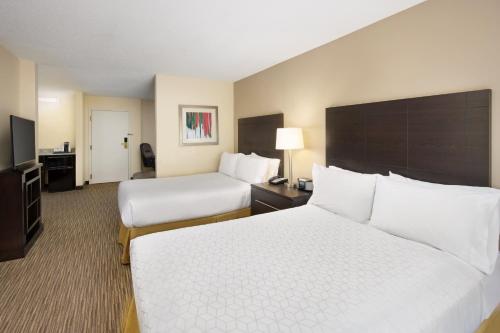 holiday inn express and suites alpharetta by ihg