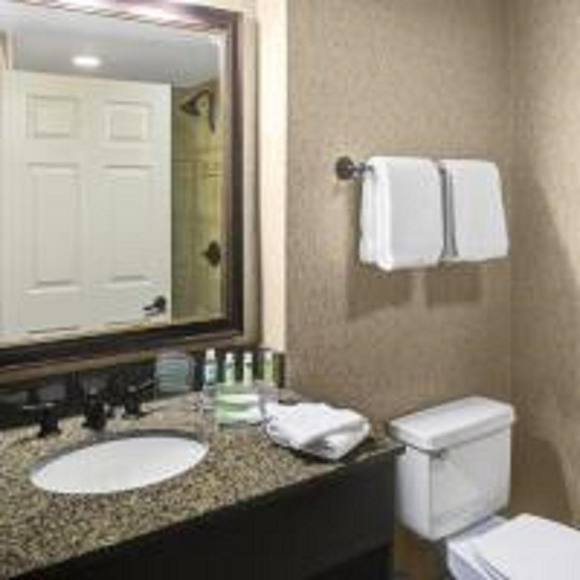 holiday inn express and suites atlanta buckhead by ihg