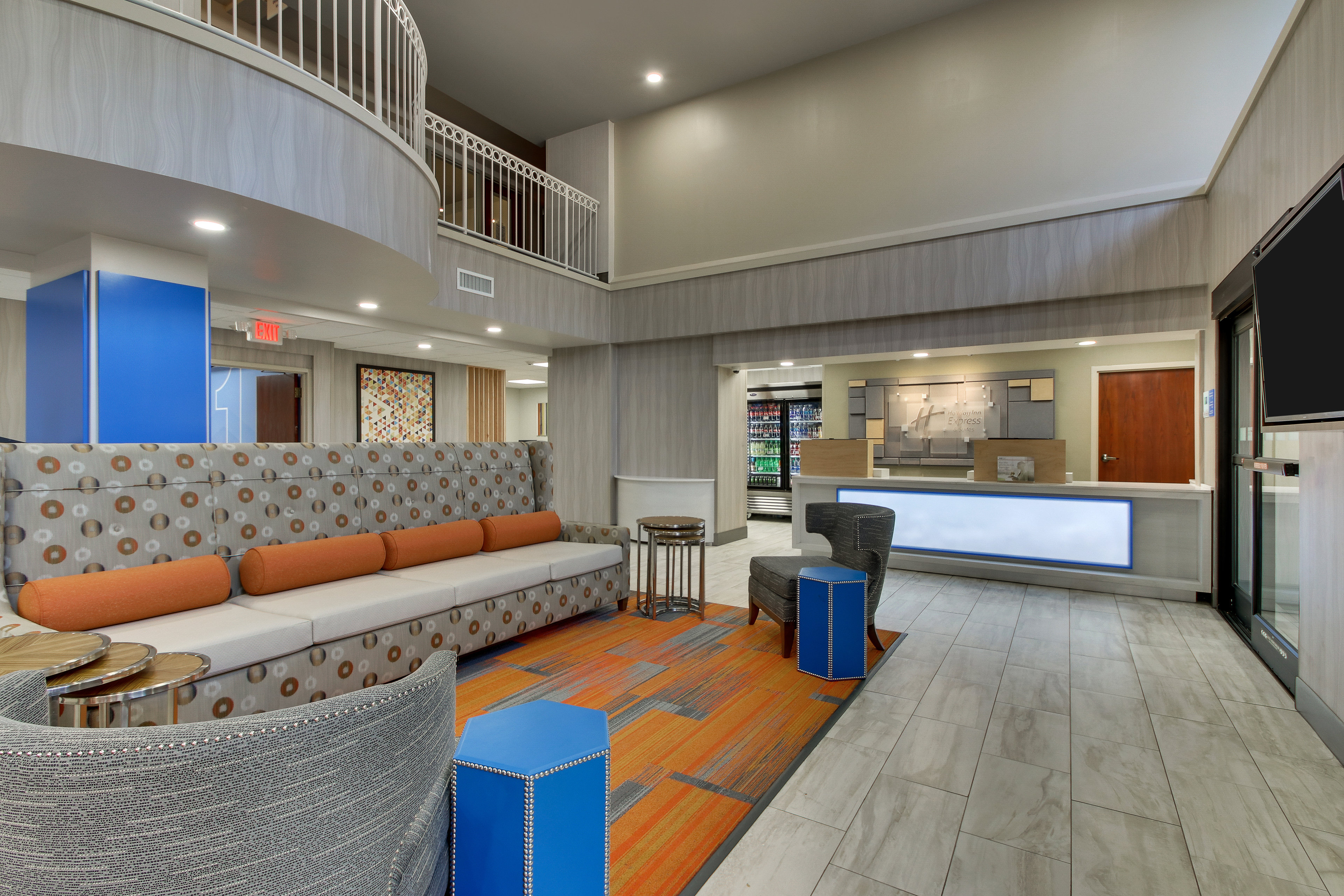 holiday inn express and suites atlanta n perimeter mall area