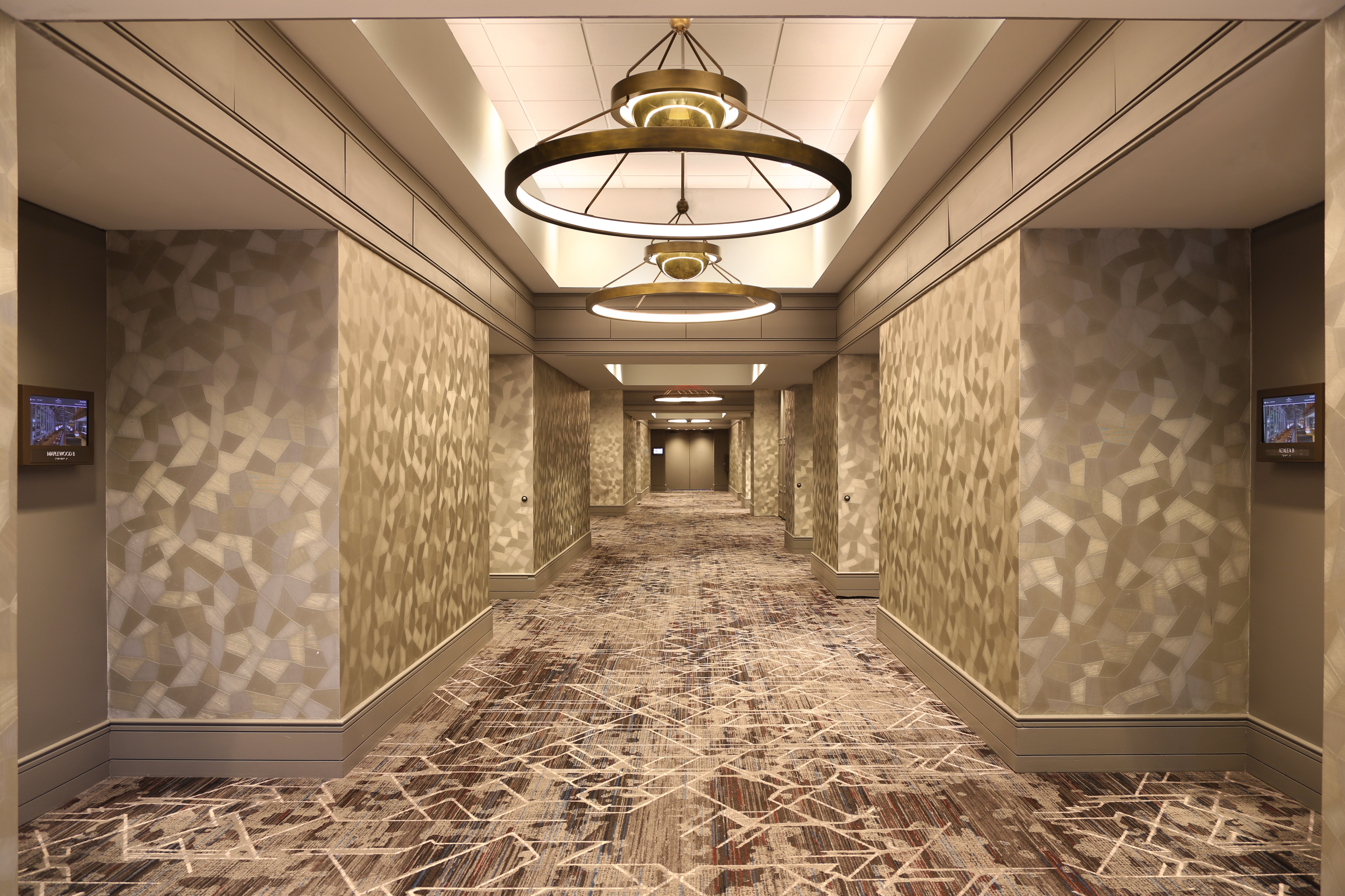 crowne plaza atlanta perimeter at ravinia by ihg