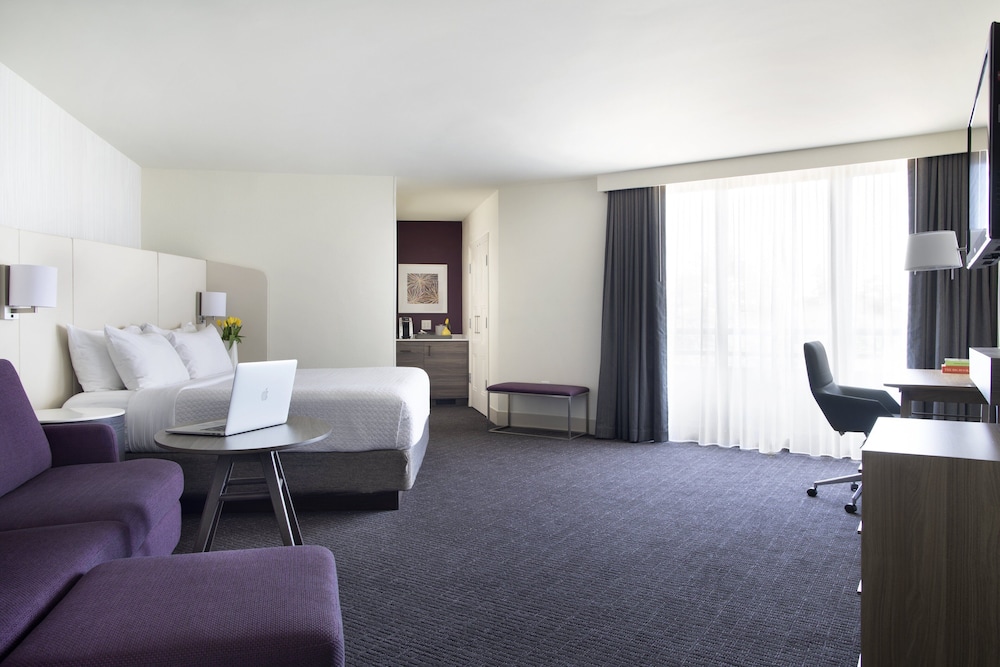 crowne plaza atlanta perimeter at ravinia by ihg