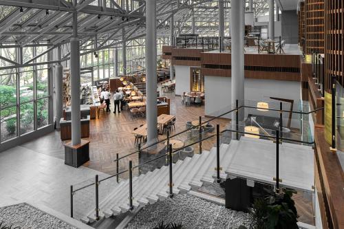 crowne plaza atlanta perimeter at ravinia by ihg
