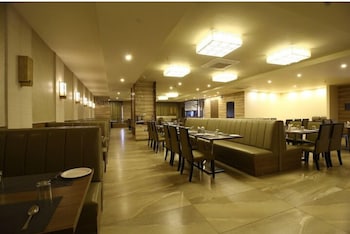 Sindhura Grand,Lb Nagar>>Hyderabad,3 star