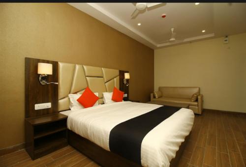 sindhura grand