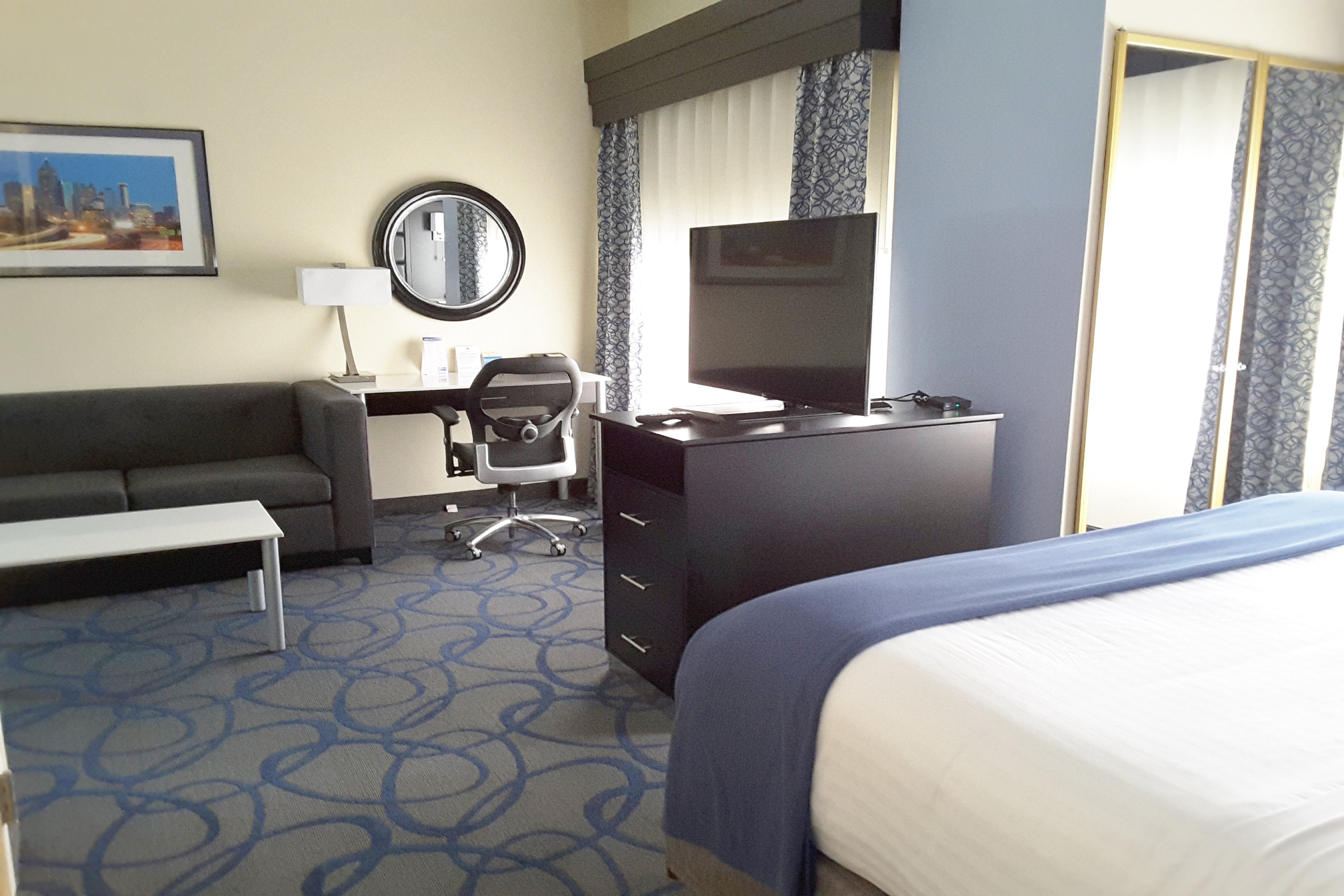holiday inn express hotel and suites by ihg