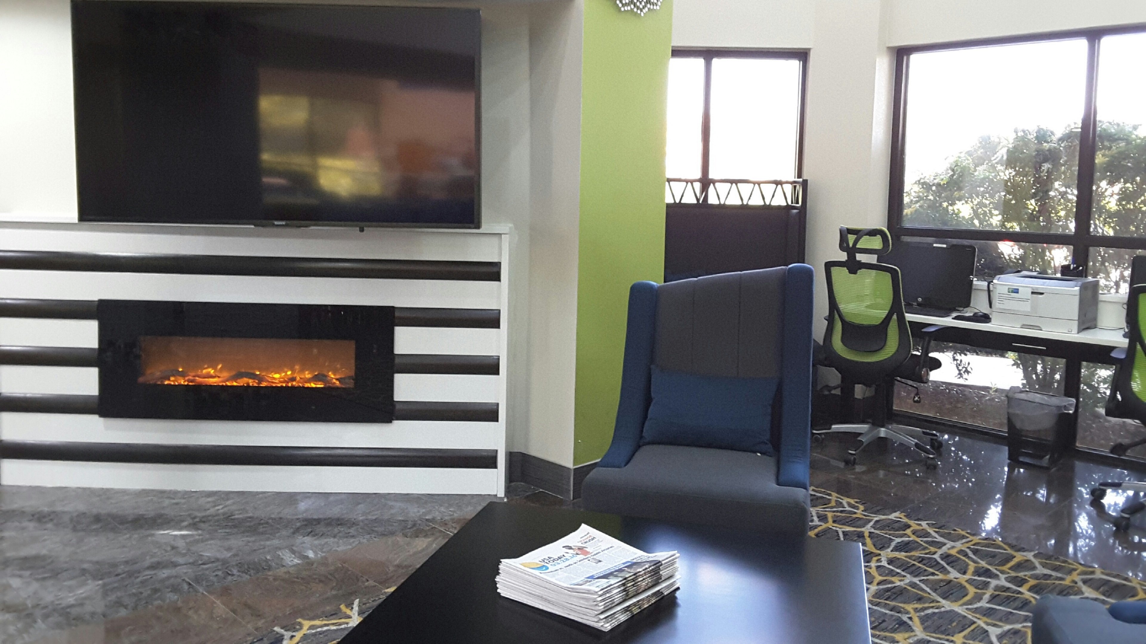 holiday inn express hotel and suites by ihg