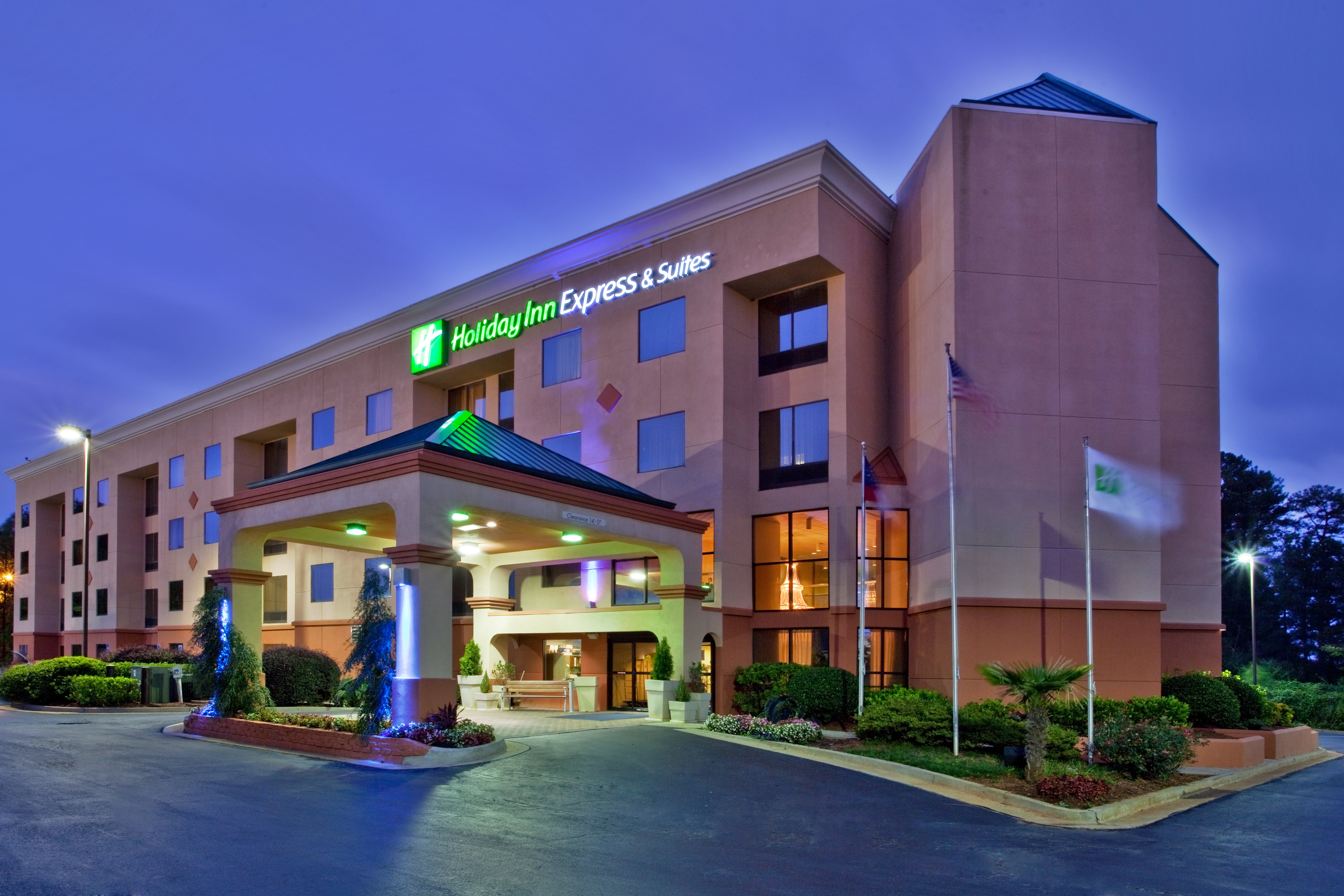 holiday inn express hotel and suites by ihg