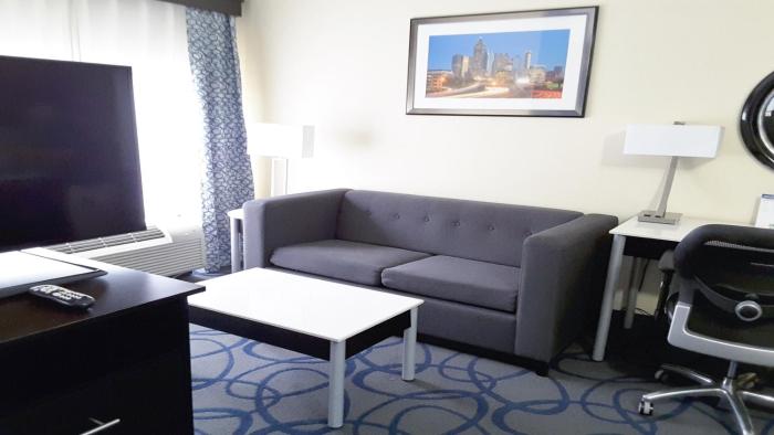 holiday inn express hotel and suites by ihg