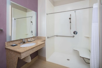 la quinta inn and suites by wyndham snellville stone mountain