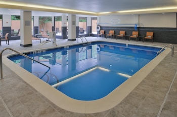 courtyard suwanee by marriott