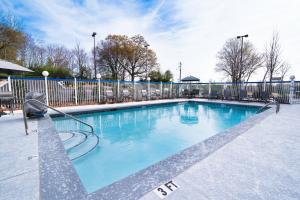 fairfield inn and suites by marriott atlanta airport north