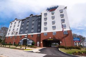 fairfield inn and suites by marriott atlanta airport north