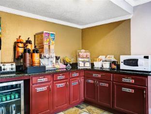 super 8 by wyndham atlanta jonesboro road