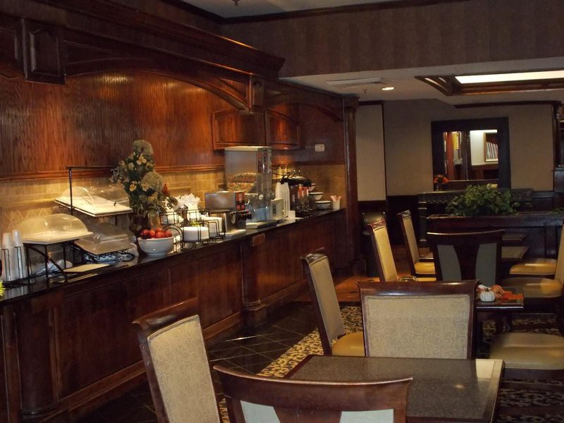 Holiday Inn Express Atlanta Airport - North By Ihg,College Park>>Atlanta,3 star