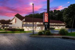red roof inn atlanta south morrow