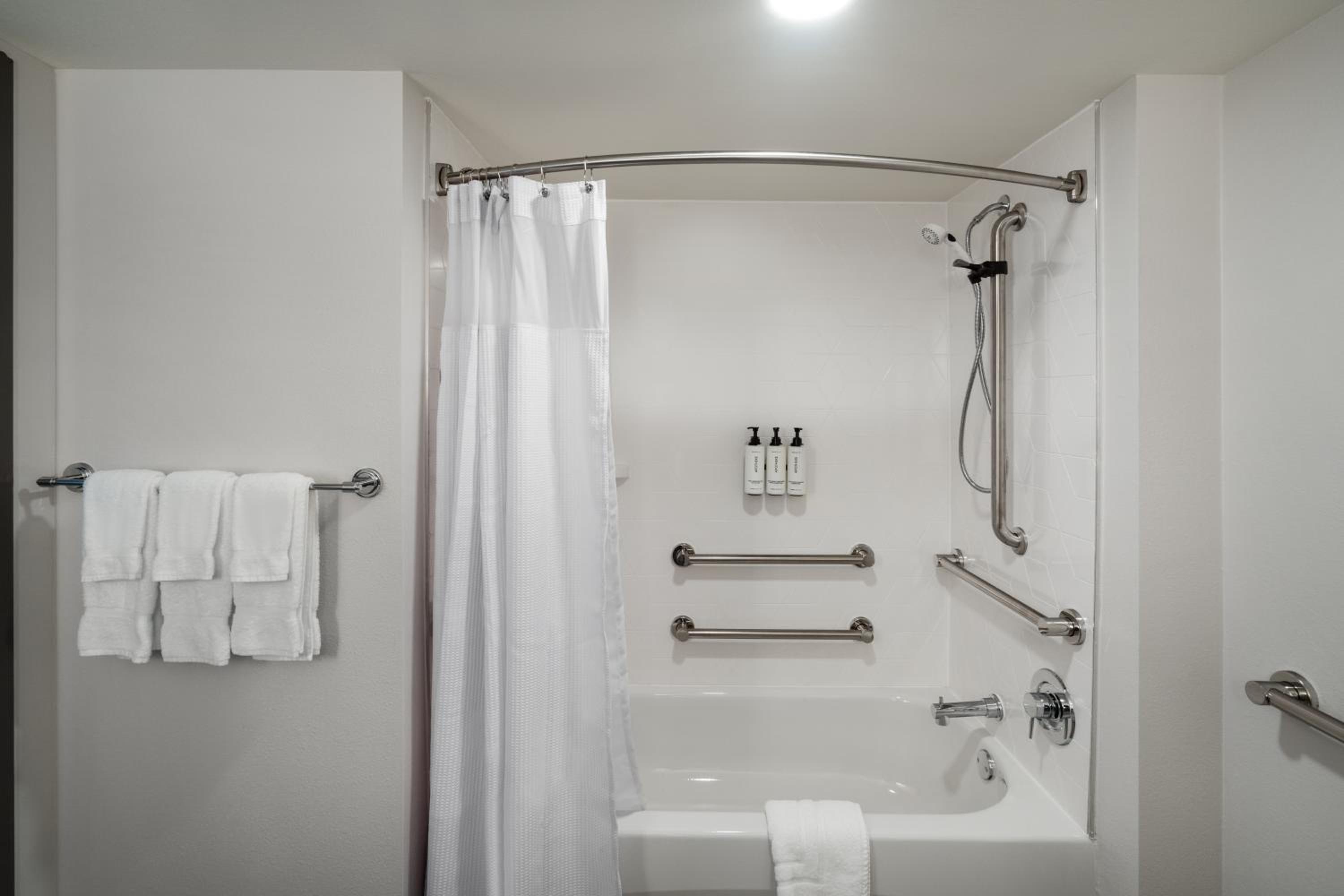 crowne plaza atlanta ne norcross by ihg