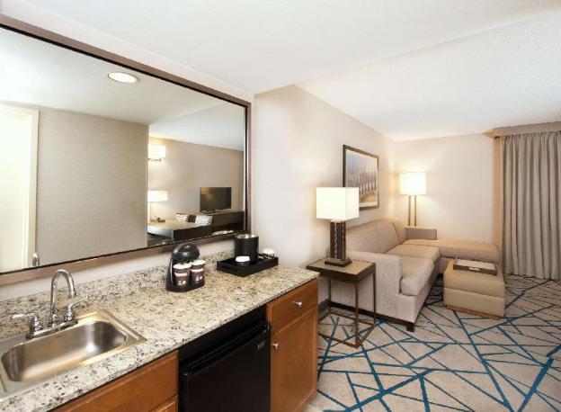 embassy suites by hilton seattle bellevue