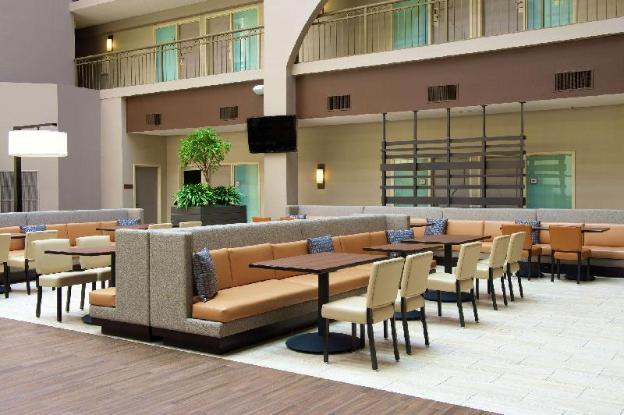 embassy suites by hilton seattle bellevue