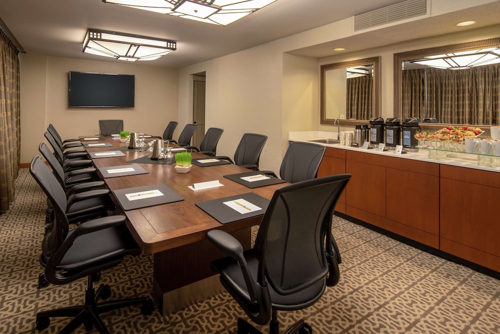 doubletree suites by hilton seattle airport southcenter