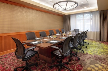 doubletree suites by hilton seattle airport southcenter
