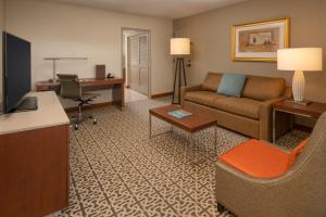 doubletree suites by hilton seattle airport southcenter