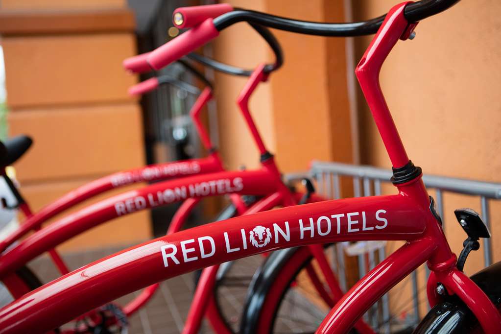 red lion hotel seattle airport