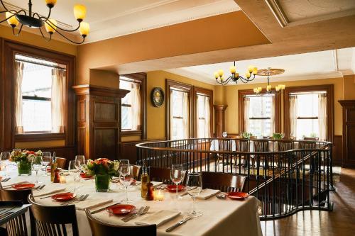 kimpton hotel vintage seattle by ihg